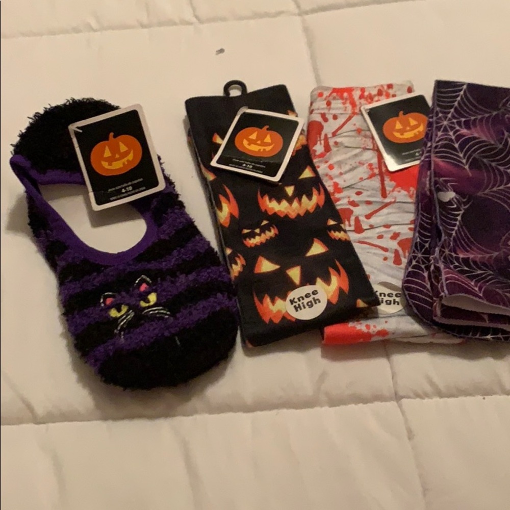 Women’s Halloween sock bundle